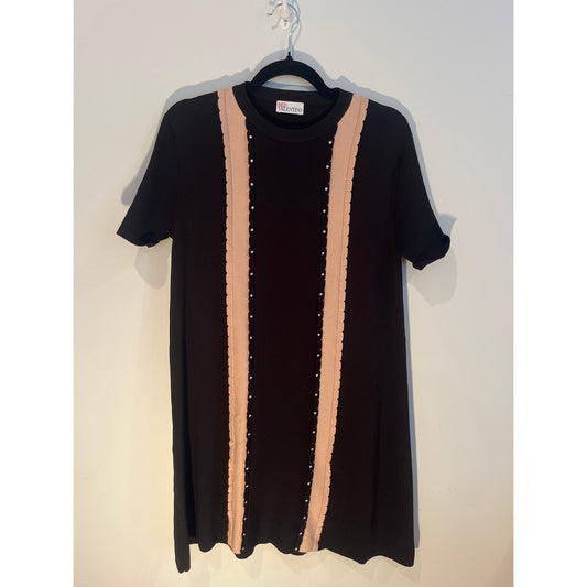 Red Valenti­no Stud­ded De­tail T-shirt Dress. Size L
