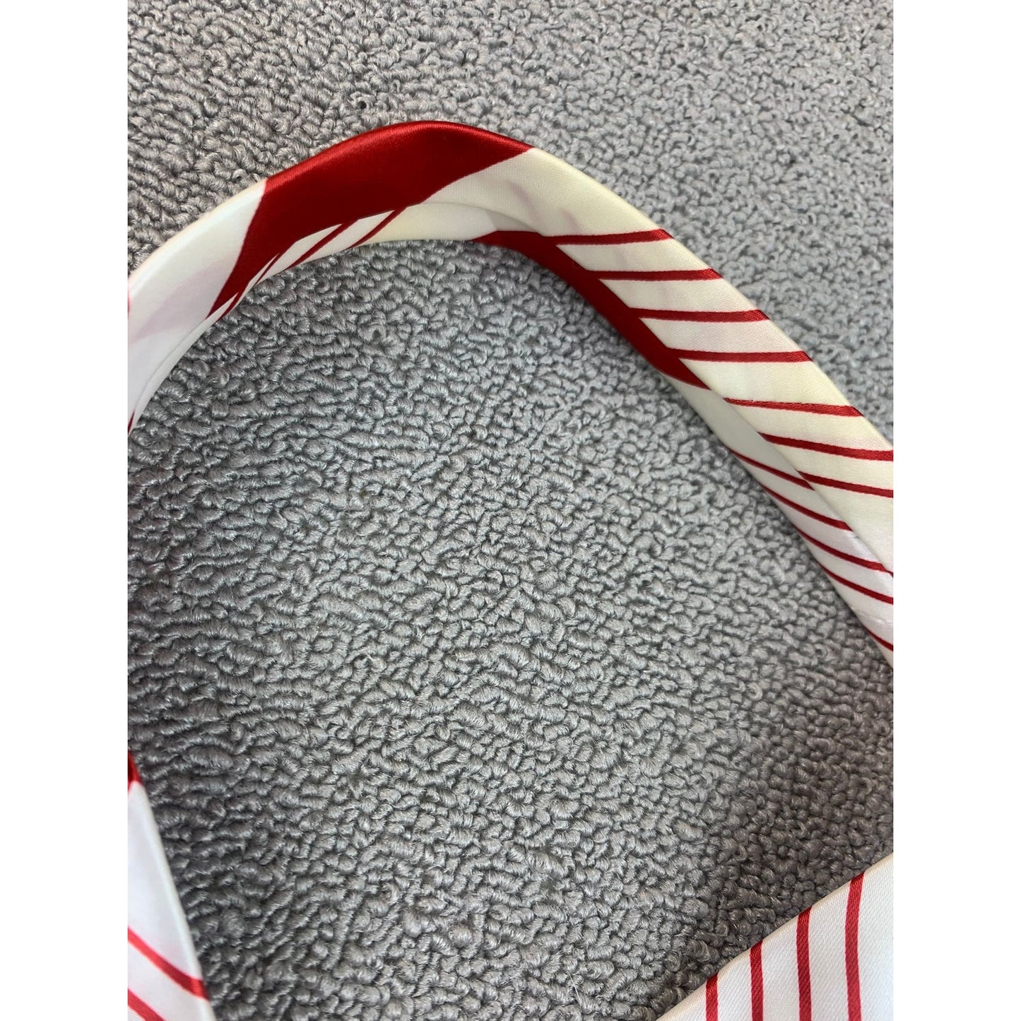 Unbranded Men Red White Christmas Holiday Striped Candy Cane Casual Tie