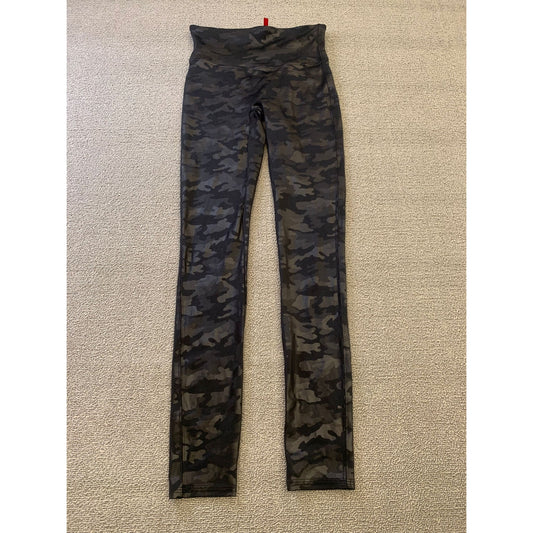 Spanx Women's Small/Petite Leggings Black Camo Coated Shine Leggings