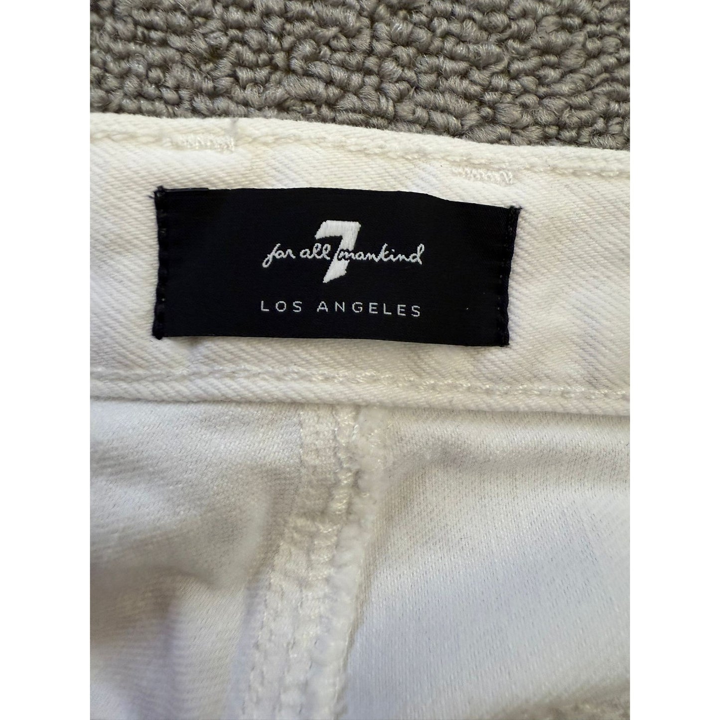 7 FOR ALL MANKIND Women Size 30 White Raw Hem Shorts