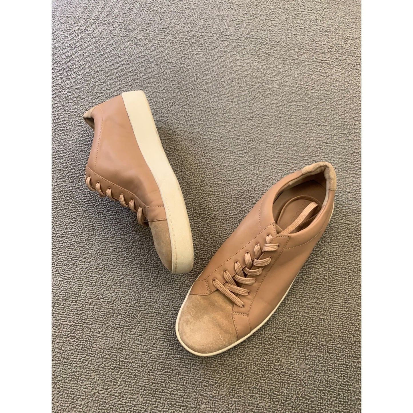 VINCE Women 7 Janna Suede Leather Low Top Lace Up Sneaker