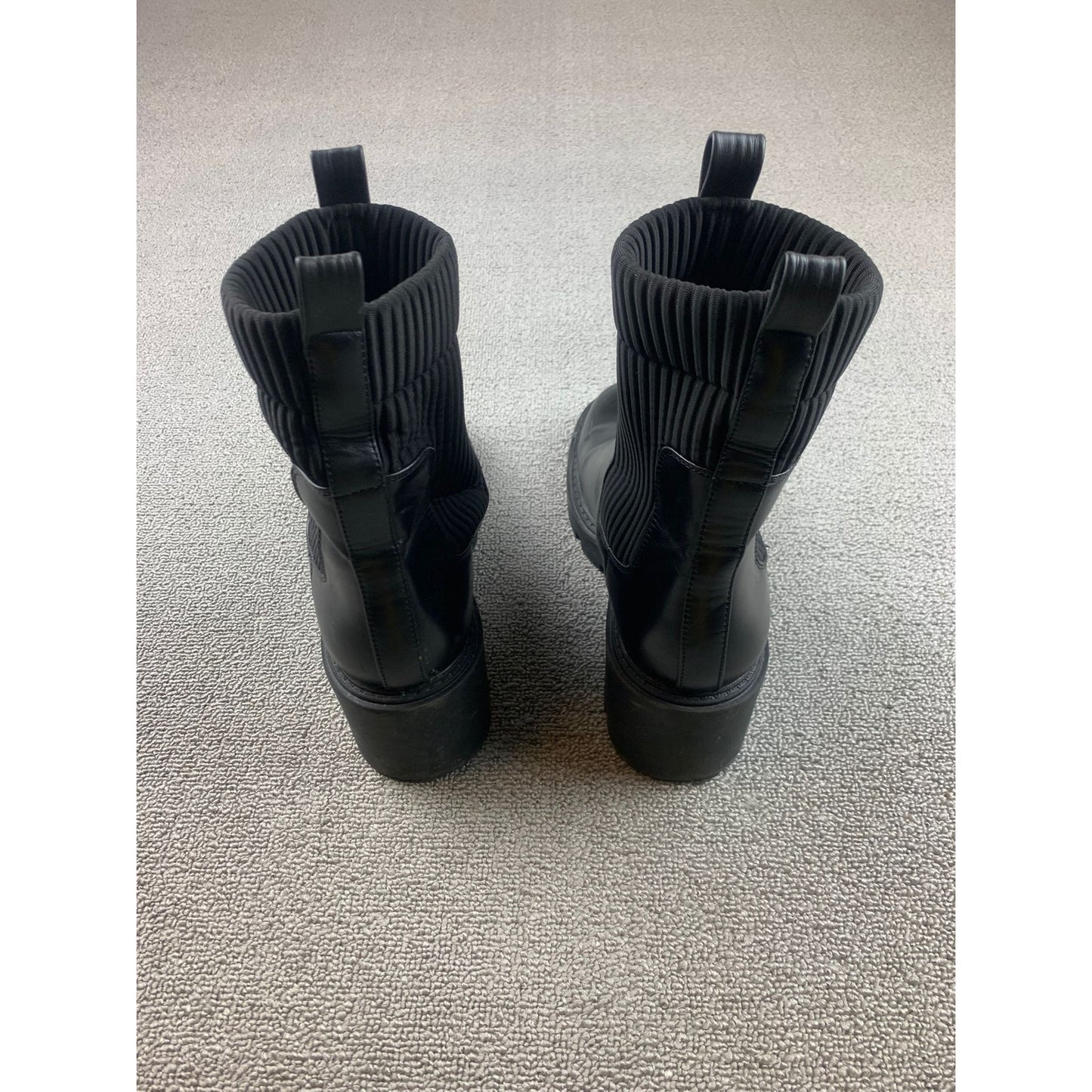 Zara Womens Sz 40 Black Faux Leather Chelsea Boots Lug Sole Ribbed Sock Mid Calf