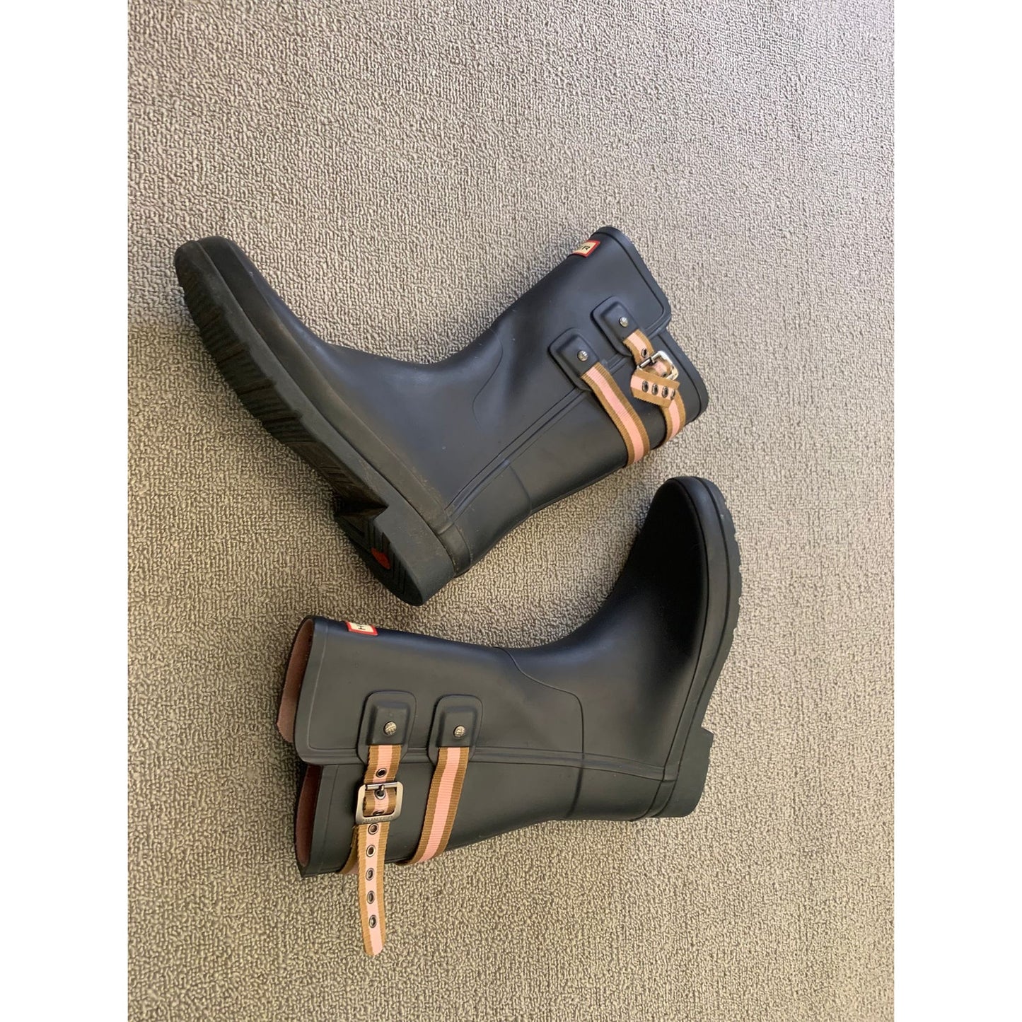 HUNTER Women US 7 Blue Rain Backstrap Pink Boots