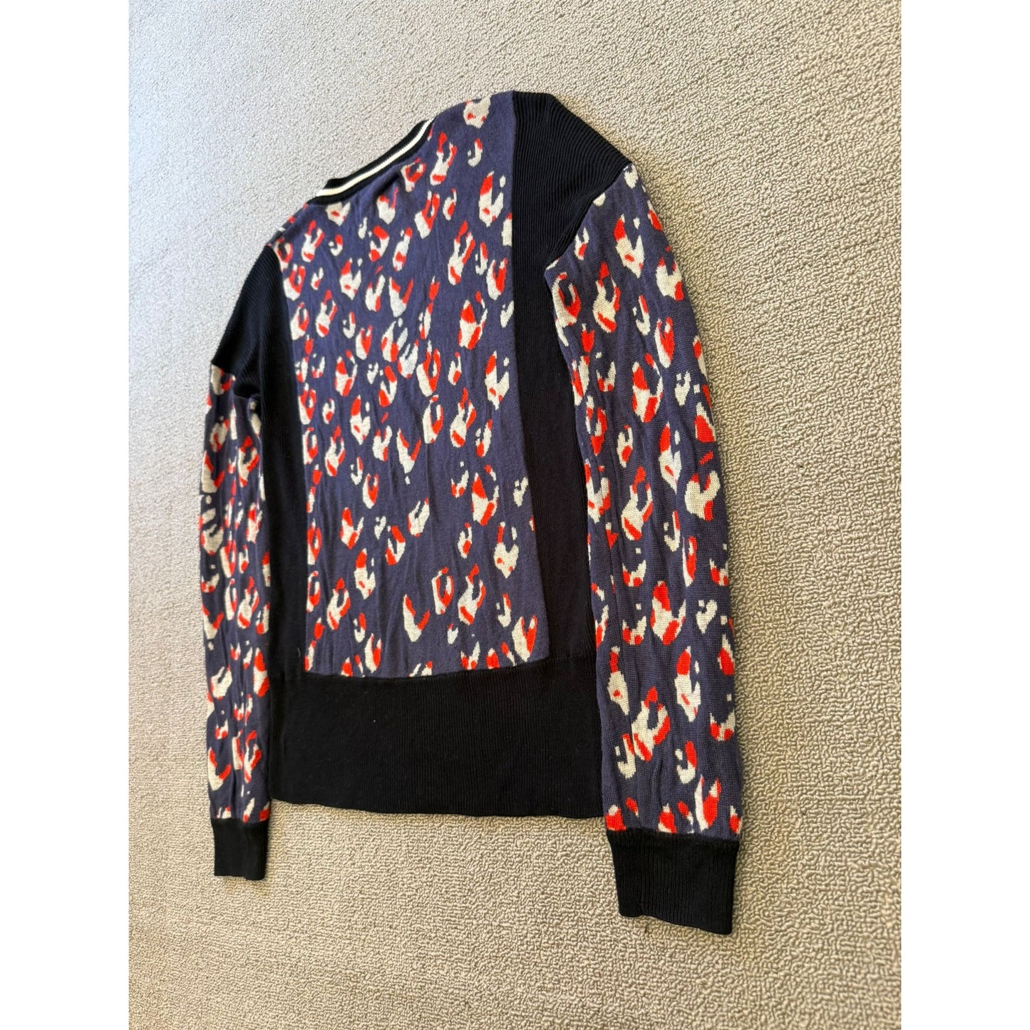 Aritzia Wilfred Free Women's Leopard Print Sweater Size S Crew Neck Long Sleeve