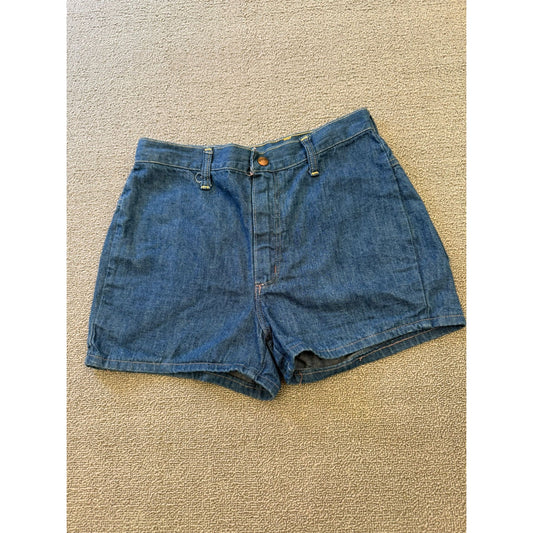 Vintage Wrangler Women's Size 11/12 Blue Denim Shorts Waste 30-31
