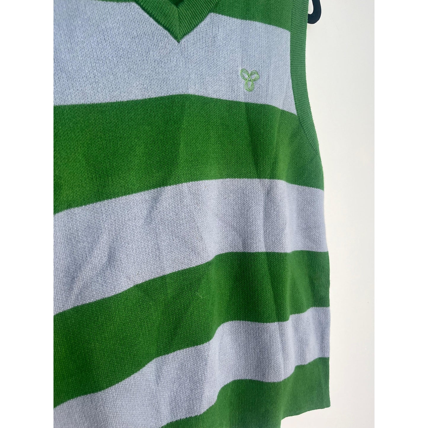 TNA Sweater Vest Women XS Green Gray Stripe V Neck Knit Preppy Y2K