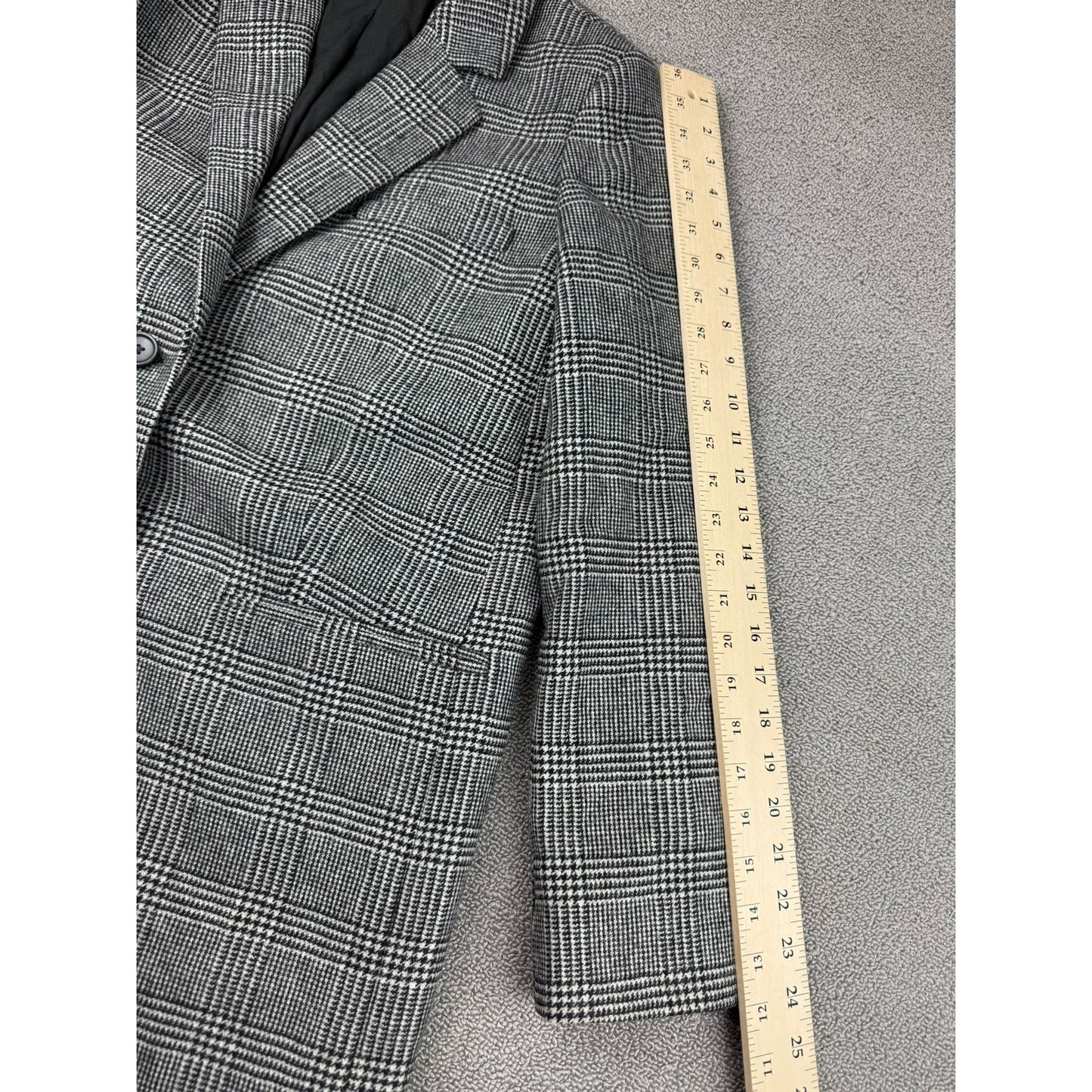 Everlane Women's 6 Black And White Plaid Wool Blend Blazer