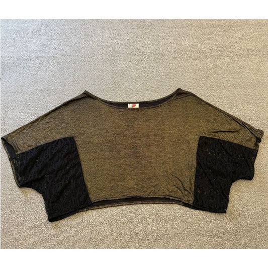 Free People Female Small Petite Black Lace Sleeve Cropped Blouse