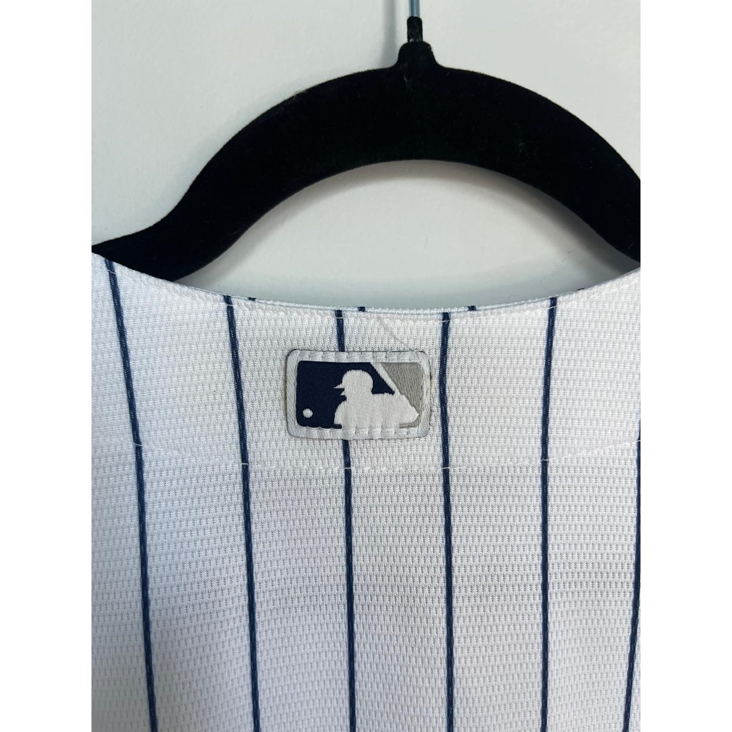 Majestic Yankees Jersey Youth L White Navy Pinstripe Cool Base