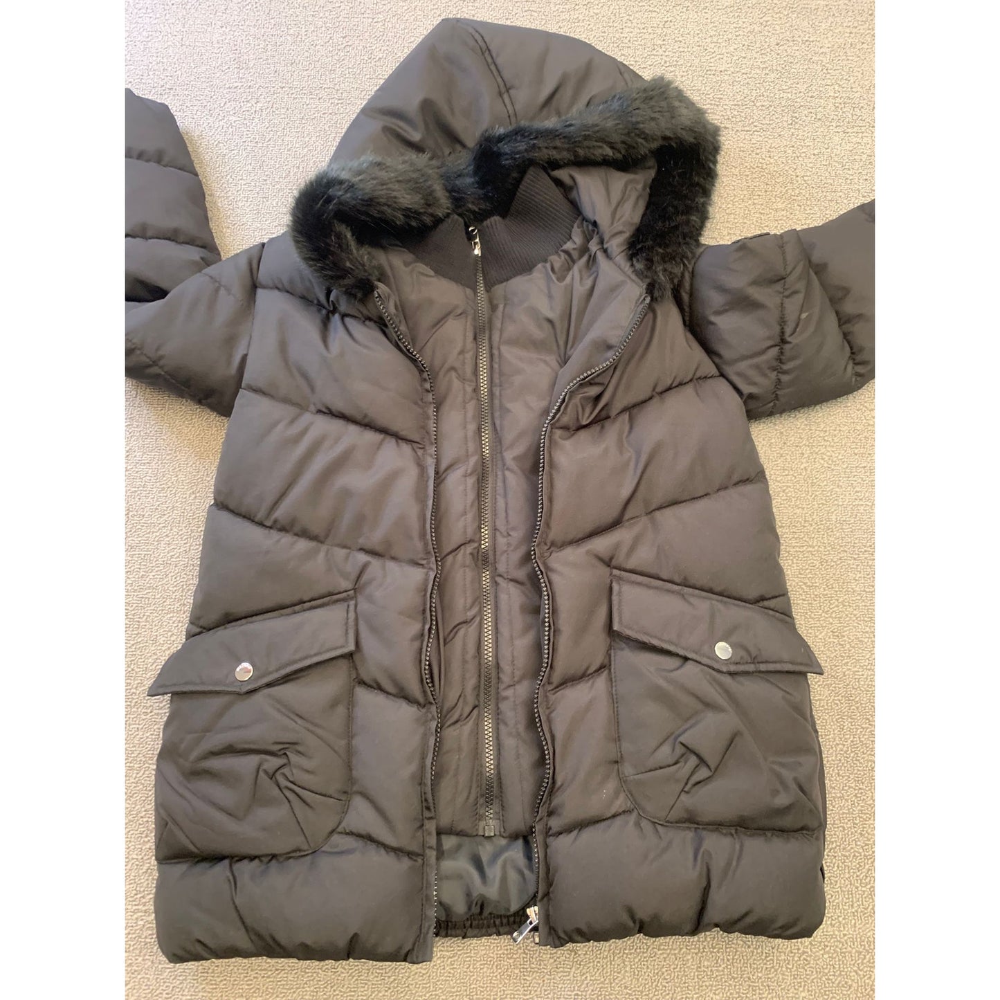 Mayoral Girl's Size 10 Black Hooded Puffer Jacket With Faux Fur