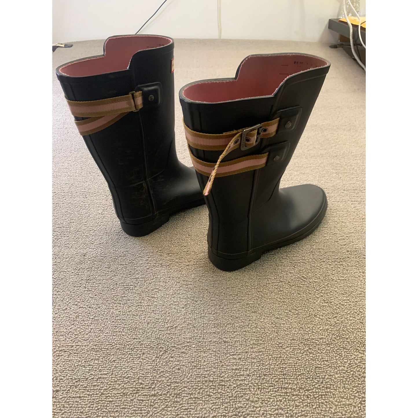 HUNTER Women US 7 Blue Rain Backstrap Pink Boots