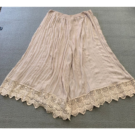Free People Women's L Flowy Shorts Beige Cropped Culottes Crochet Lace Hem