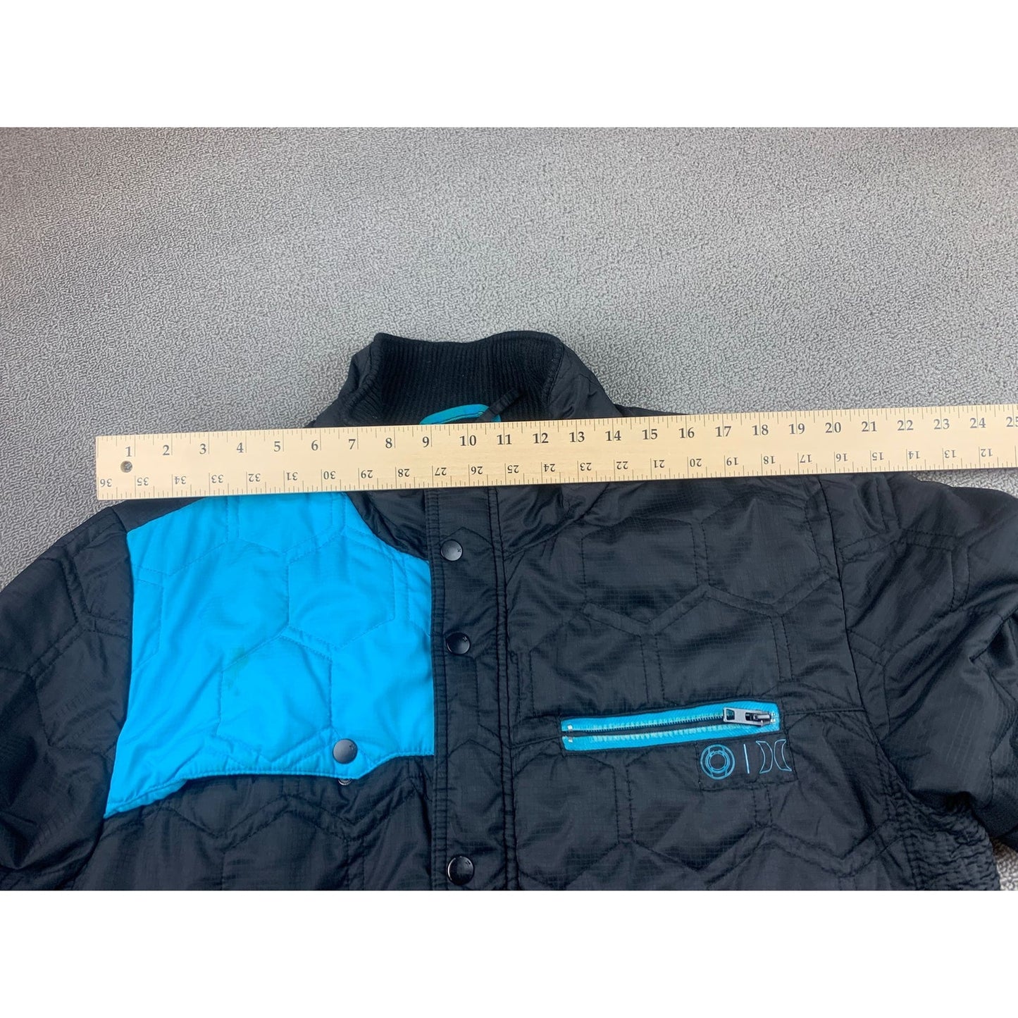 Hurley Men's XL Covert Black And Blue Quilted Jacket