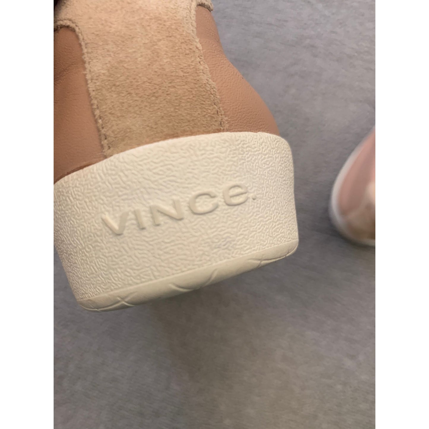 VINCE Women 7 Janna Suede Leather Low Top Lace Up Sneaker