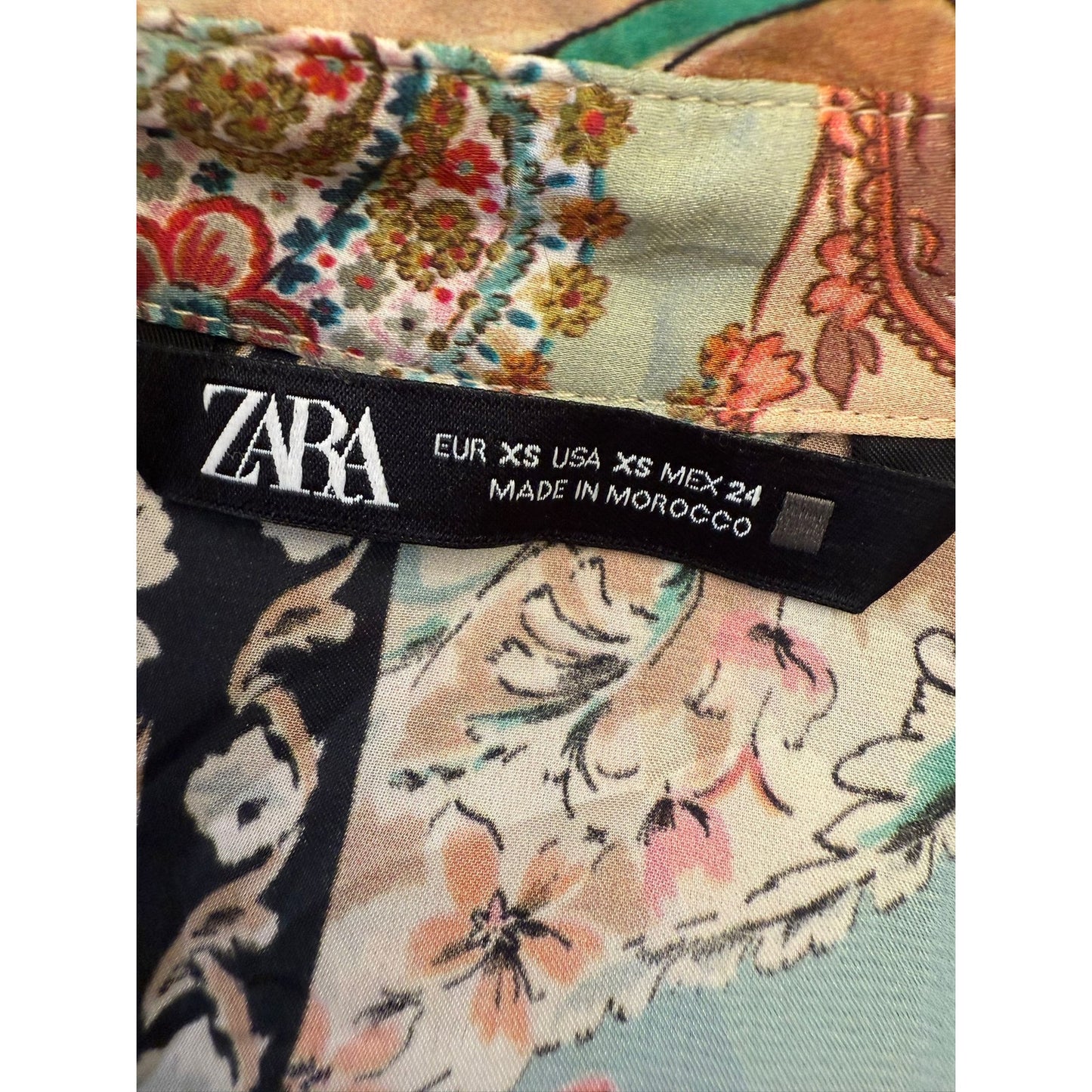 Zara Women's XS Multi-Color Long Sleeve Paisley Boho Button Shirt