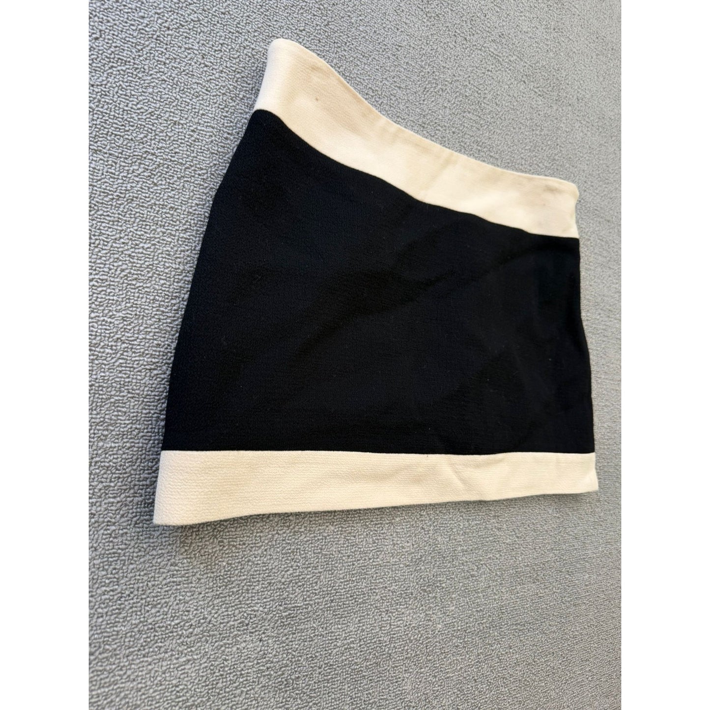 MILLY Women's 8 Black Mini Skirt Ivory Colorblock Trim