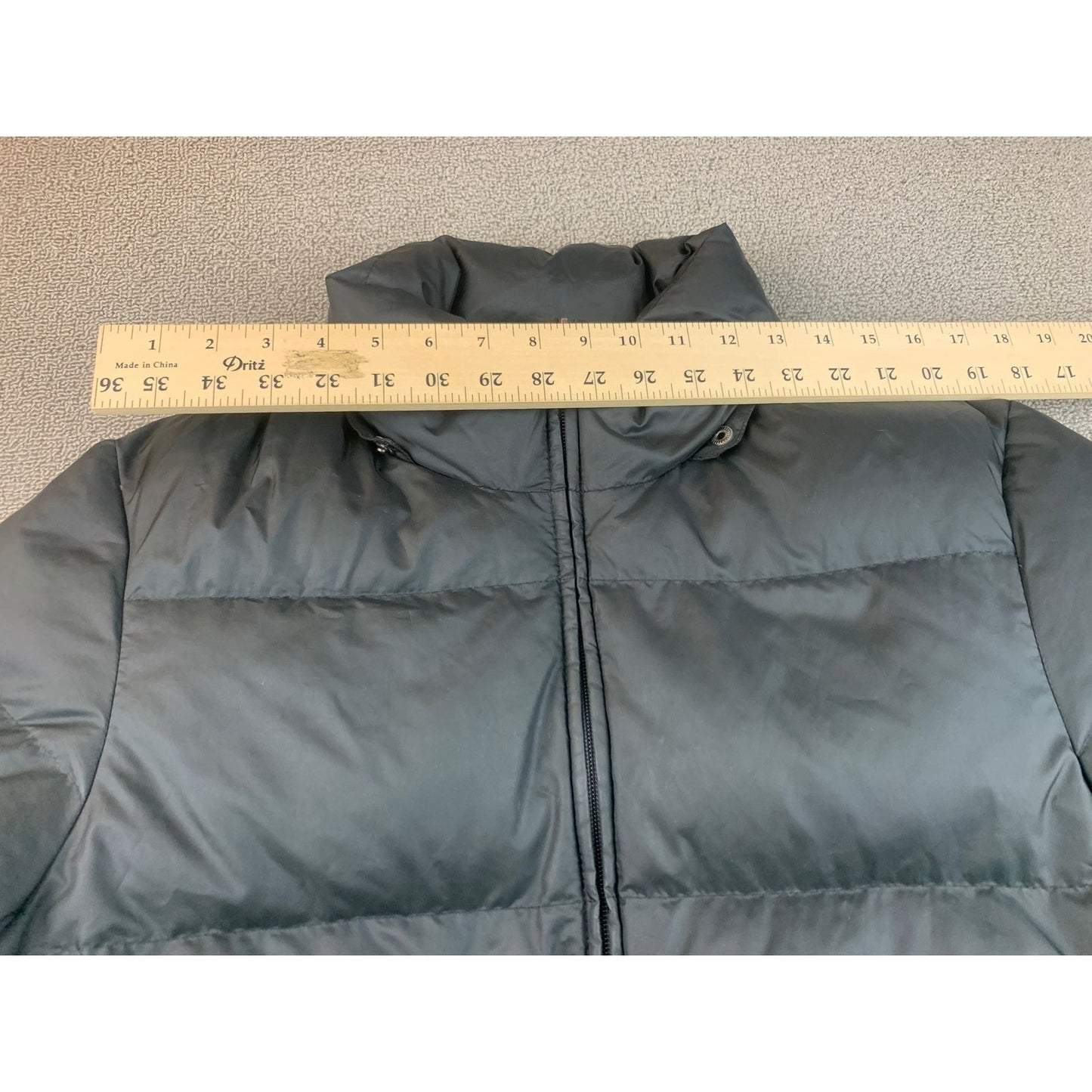 Theory Mens Size Small Down Puffer Full Zipper Black Jacket