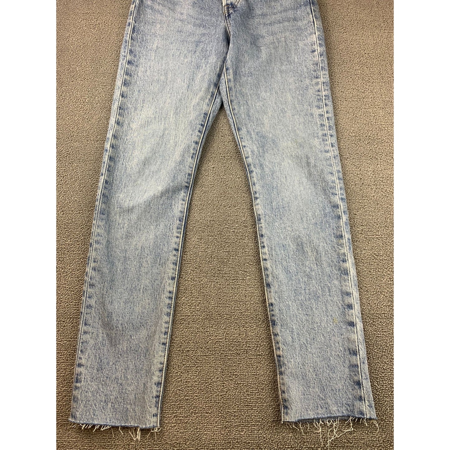 Levi's Women's 24x32 501 Skinny Light Wash Denim Jeans