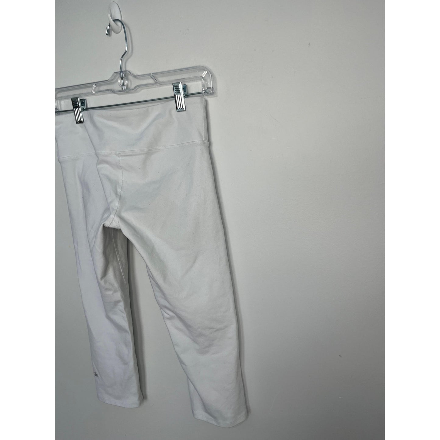 Alo Yoga Airbrush Capri Leggings Women S White High Waist Cropped Activewear