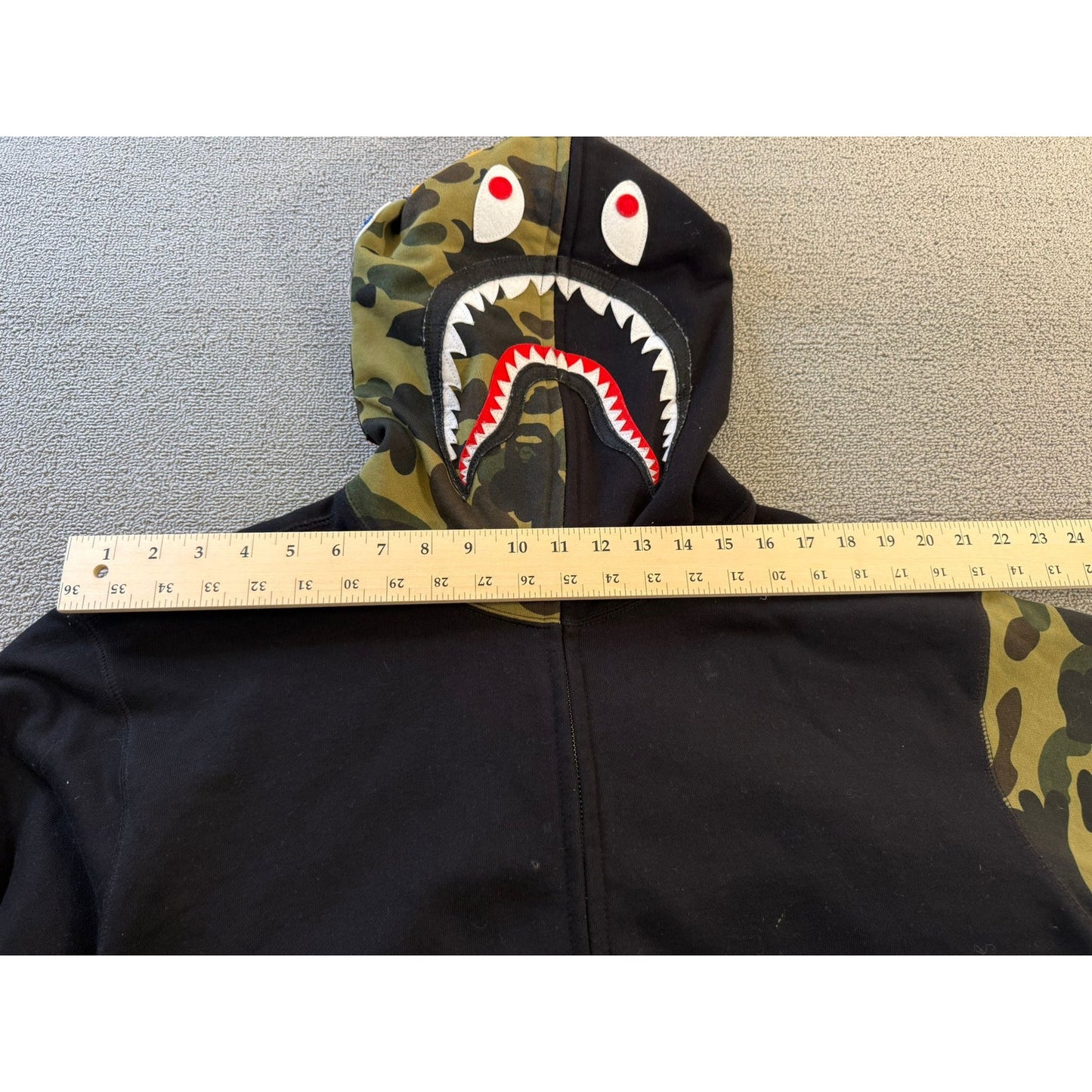 A Bathing Ape BAPE Mens Shark Hoodie 2XL Black Camo Full Zip Jacket