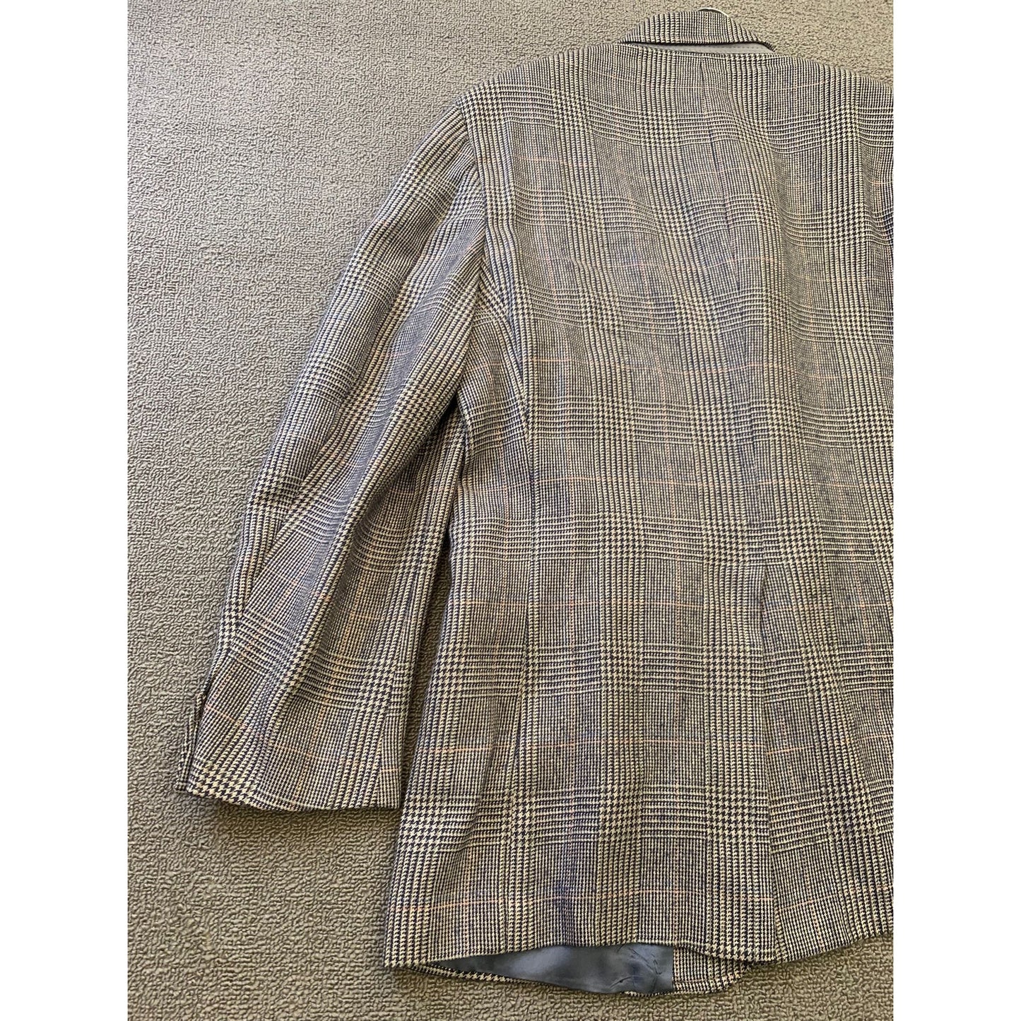 Vintage Brooks Brothers 346 Men's 42R Beige Plaid Wool Sport Coat Blazer
