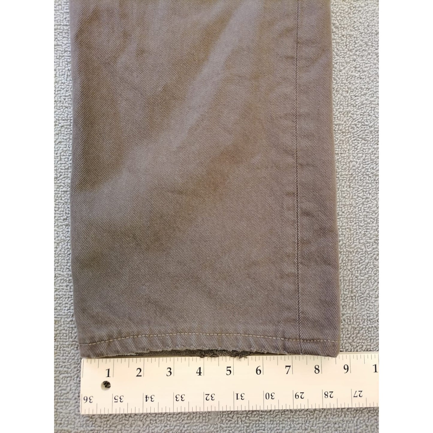 Levi's Men's Waist Size W38 L36 Brown Jeans Classic Fit Durable Comfort & Style.