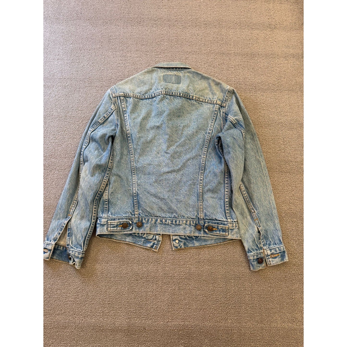 Levi's Vintage Women's Blue 26 Denim Trucker Jacket Light Wash Classic Style