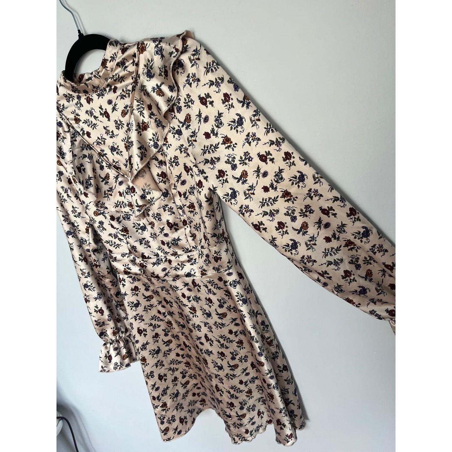 Laura Ashley Urban Outfitters floral satin wrap dress women XS pink long sleeve