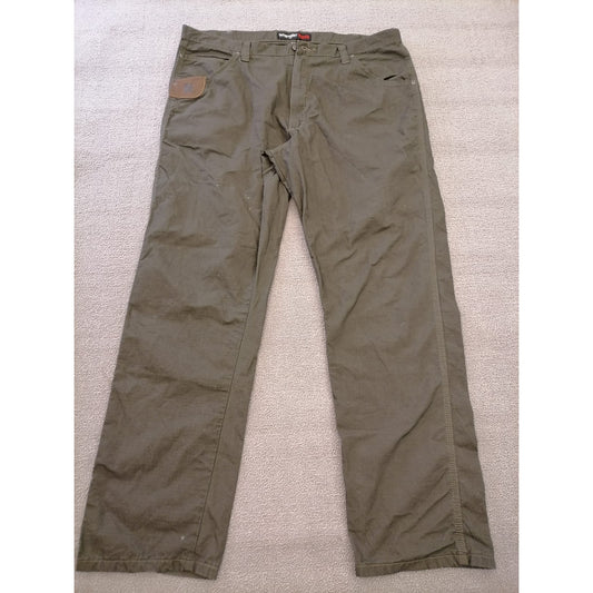 Wrangler 42x34 Male Olive Green 100% Cotton Utility Fit Durable Everyday Pants