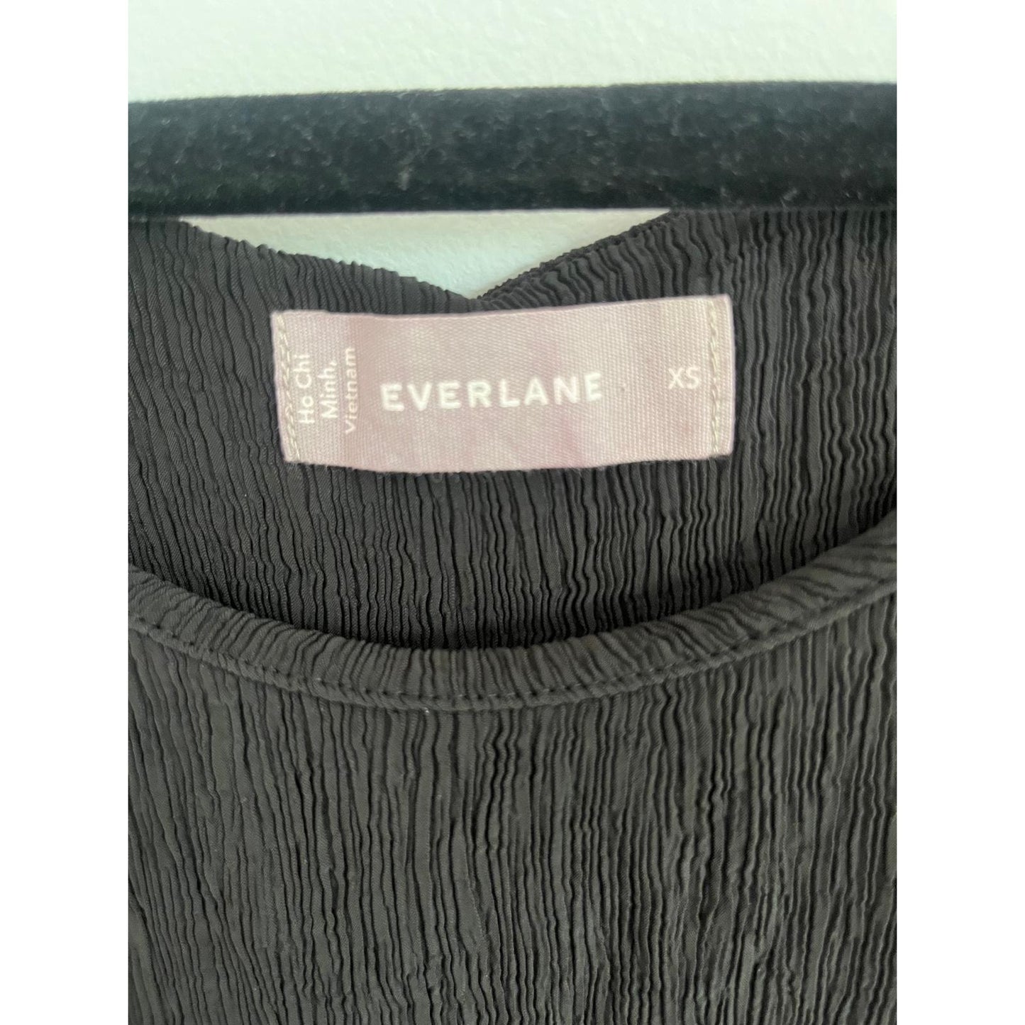 Everlane Midi Dress Women XS Black Crinkle Sleeveless Minimalist