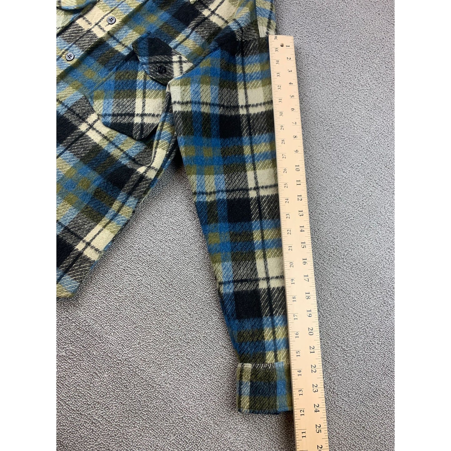 Vintage C.P.O Flannel Heavyweight Men’s Large Korea Made Wool Blend Shaket