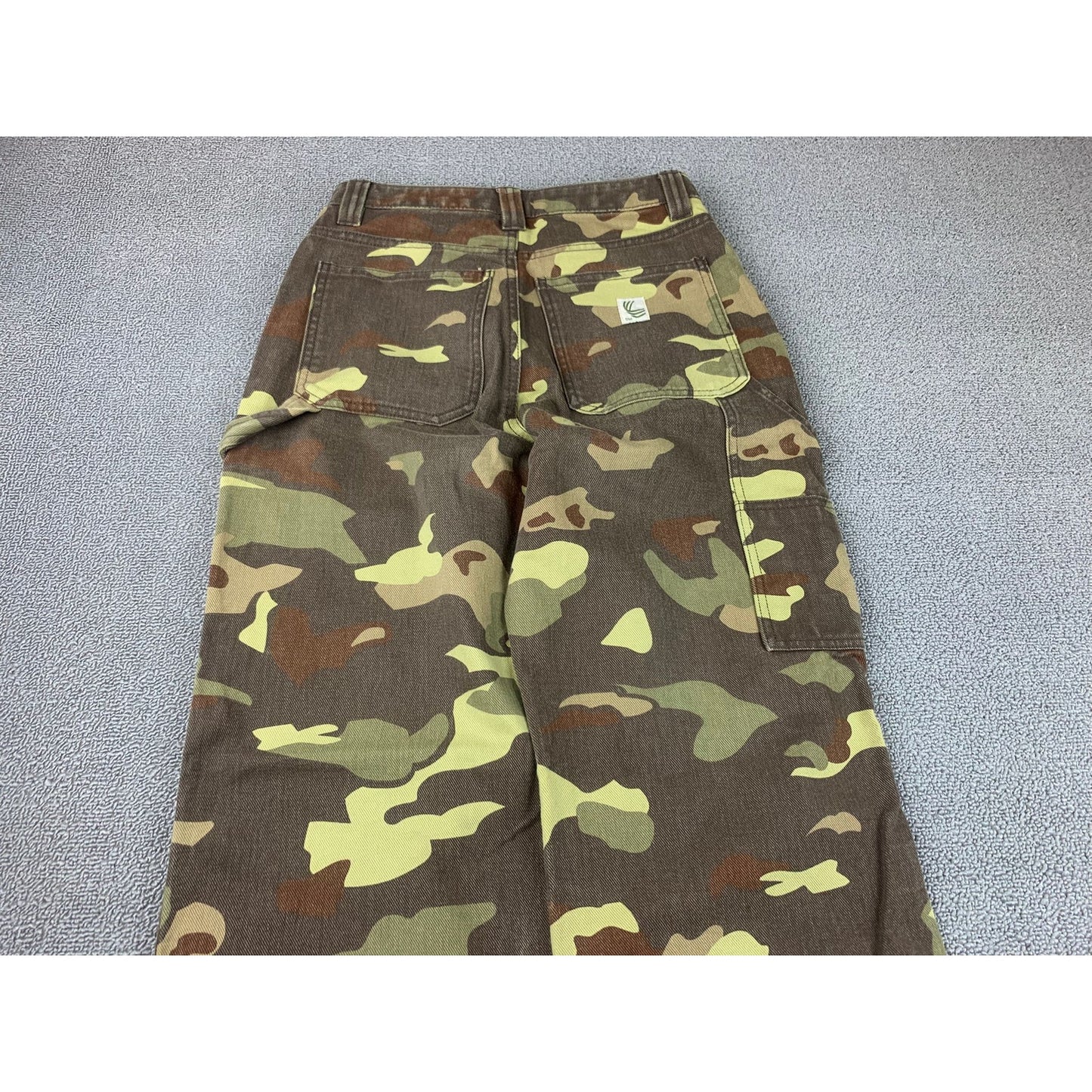 TNA Aritzia Women 00 Green Camo Greenwich Carpenter Straight Leg Pants