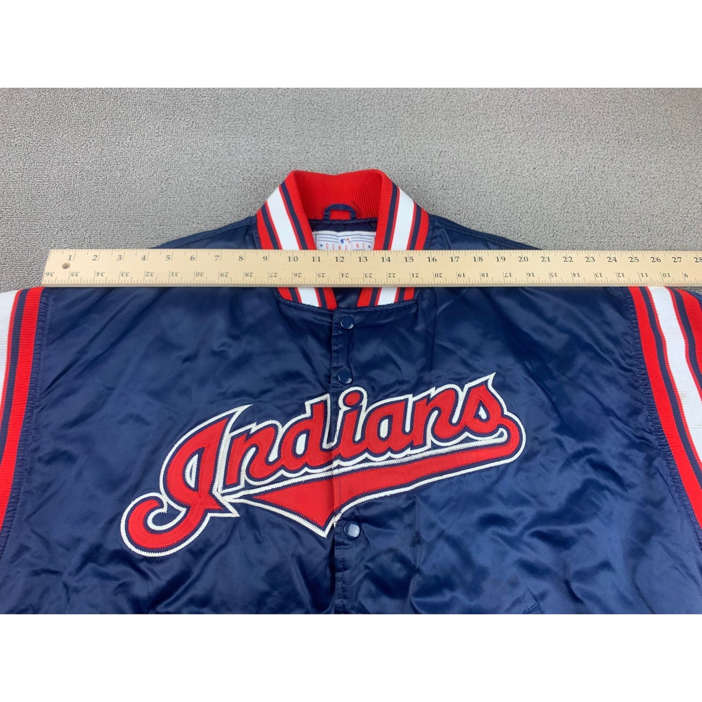 Genuine Men's Large Vintage Fit Navy Blue Red Indians Varsity Jacket Baseball