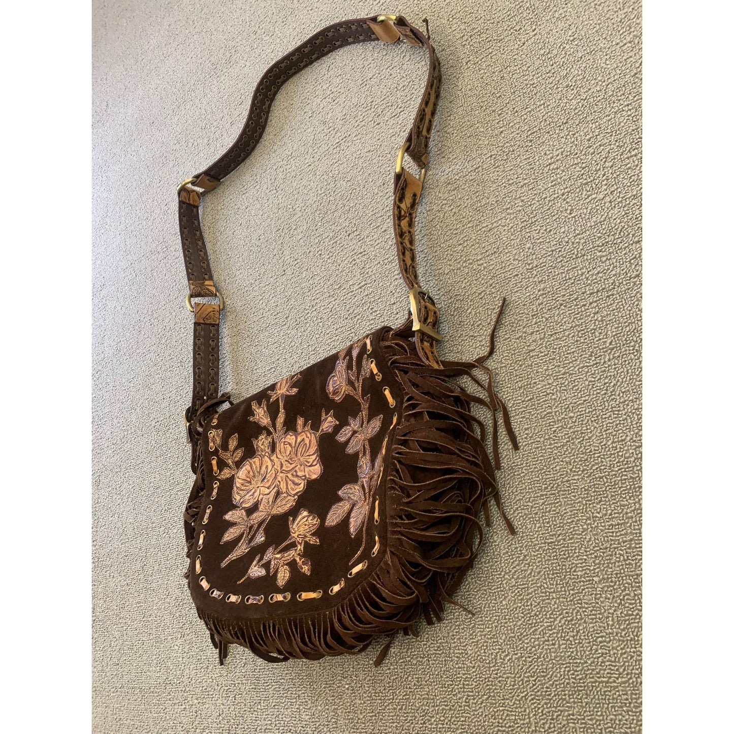 Isabella Fiore Women One Size Brown Suede Fringe Messenger Bag Floral