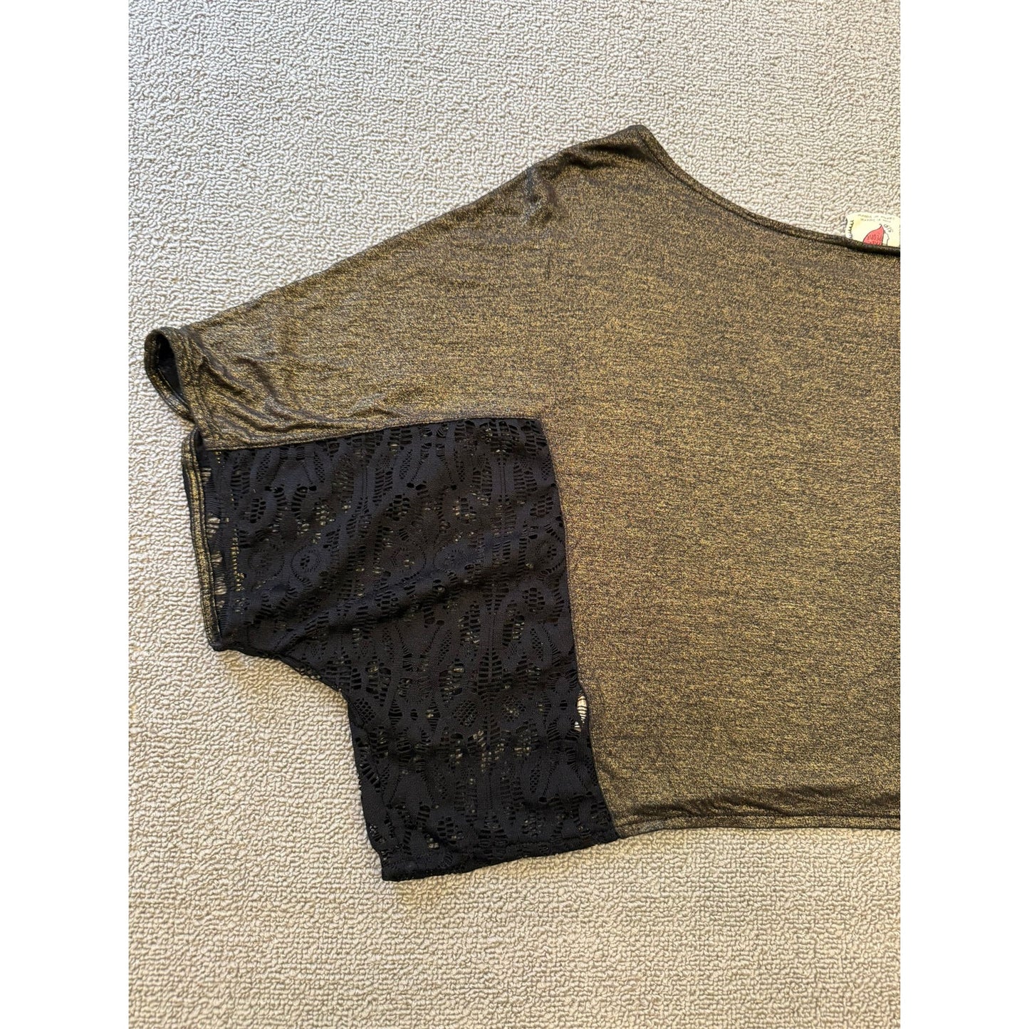 Free People Female Small Petite Black Lace Sleeve Cropped Blouse