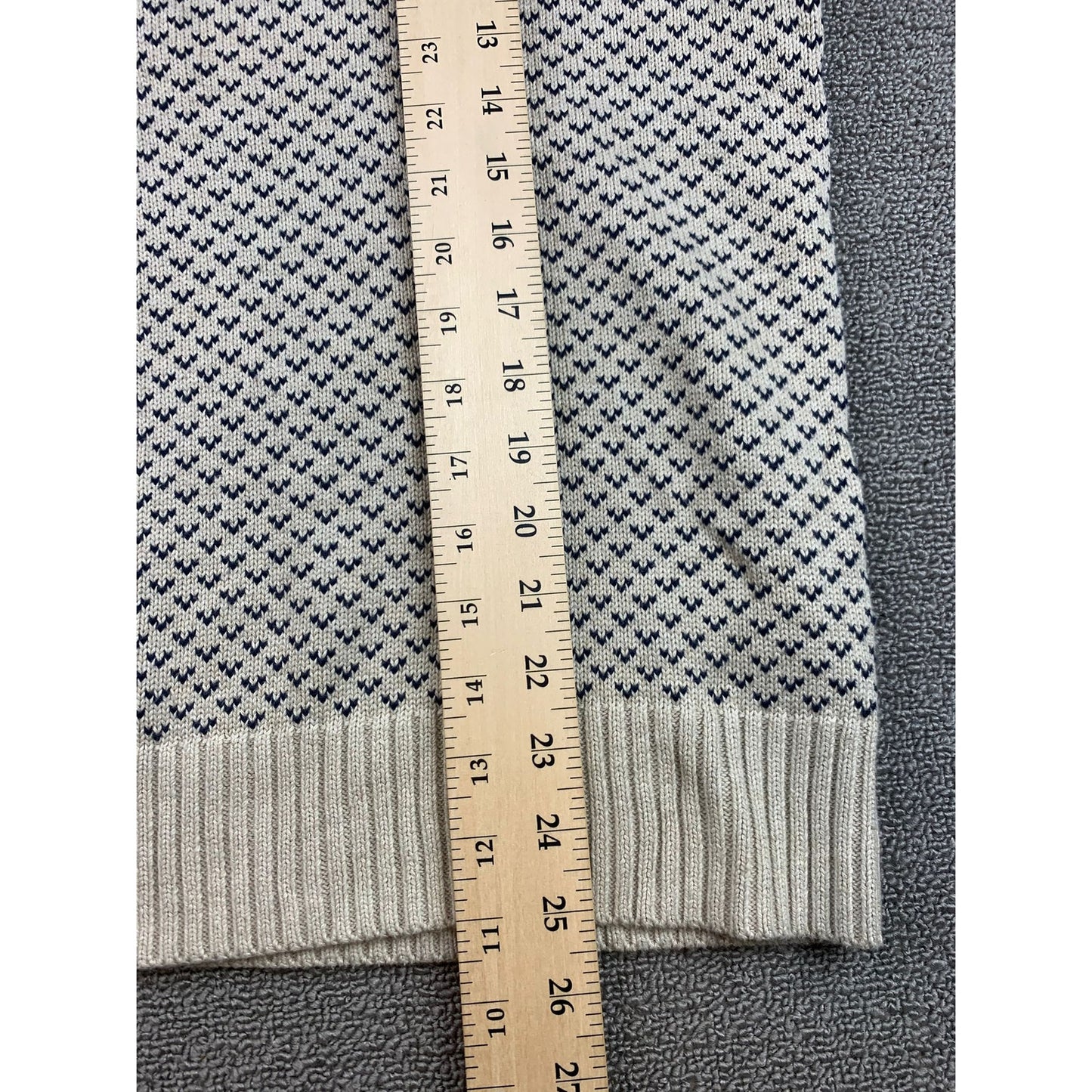 J. Crew Men's Medium Heritage cotton sweater in bird's-eye stitch 100% Cotton