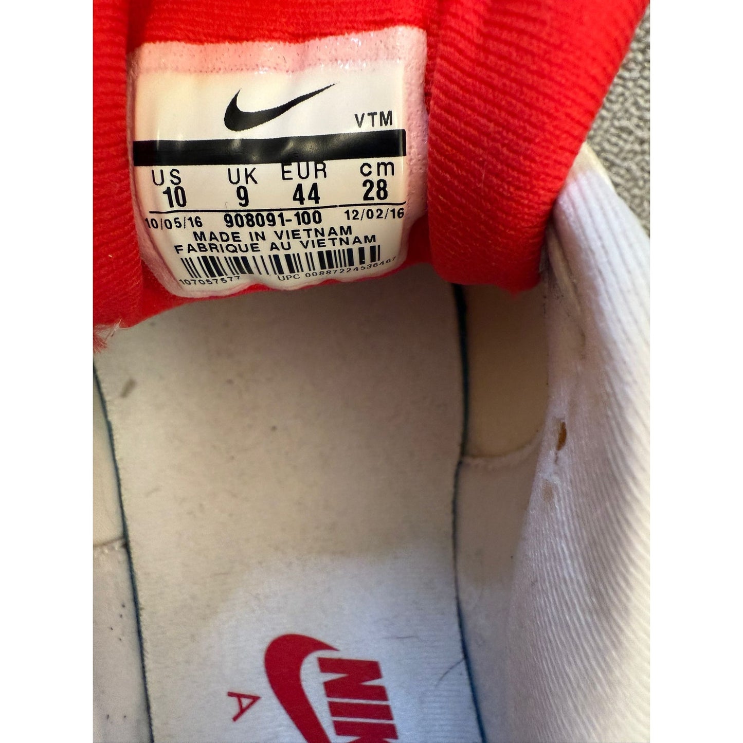 Nike Air Max 1 Men's 10 White Red Running Shoes Sneakers