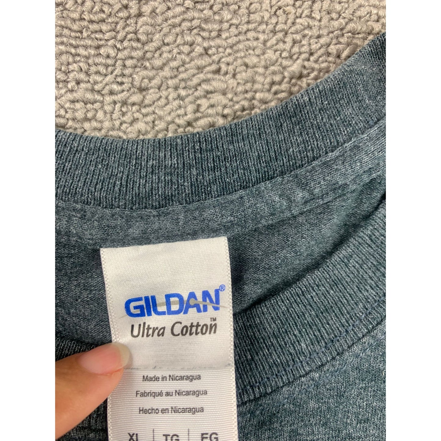Gildan Men XL Blue Gray Heather Long-Sleeve Crewneck Shirt Duke Blue Devils NCAA