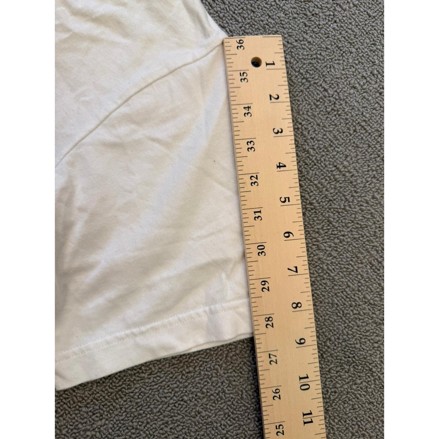 Uniqlo UT Keith Haring XS White Statue of Liberty Graphic Tee