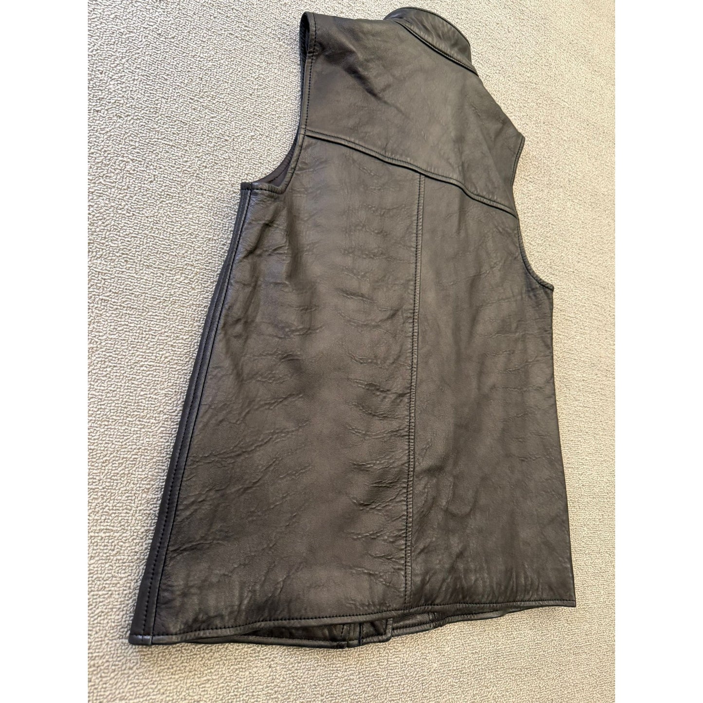 Club Monaco Women's XS Black 100% Lamb Leather Asymmetrical Zip Biker Vest