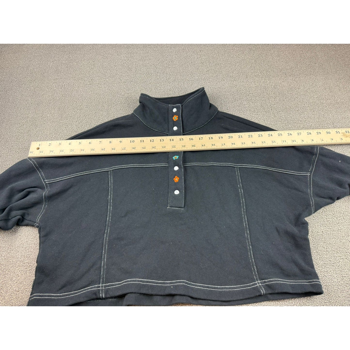 Something Navy Women Small Black Cropped Sweatshirt Contrast Stitching