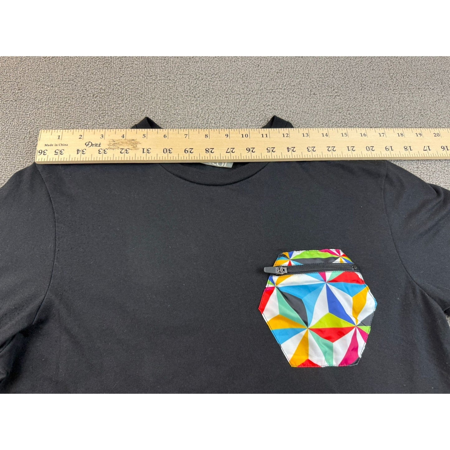 Disney Parks Epcot Men's Small Black Spaceship Earth Zipper Pocket T Shirt