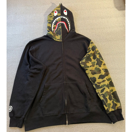 A Bathing Ape BAPE Mens Shark Hoodie 2XL Black Camo Full Zip Jacket