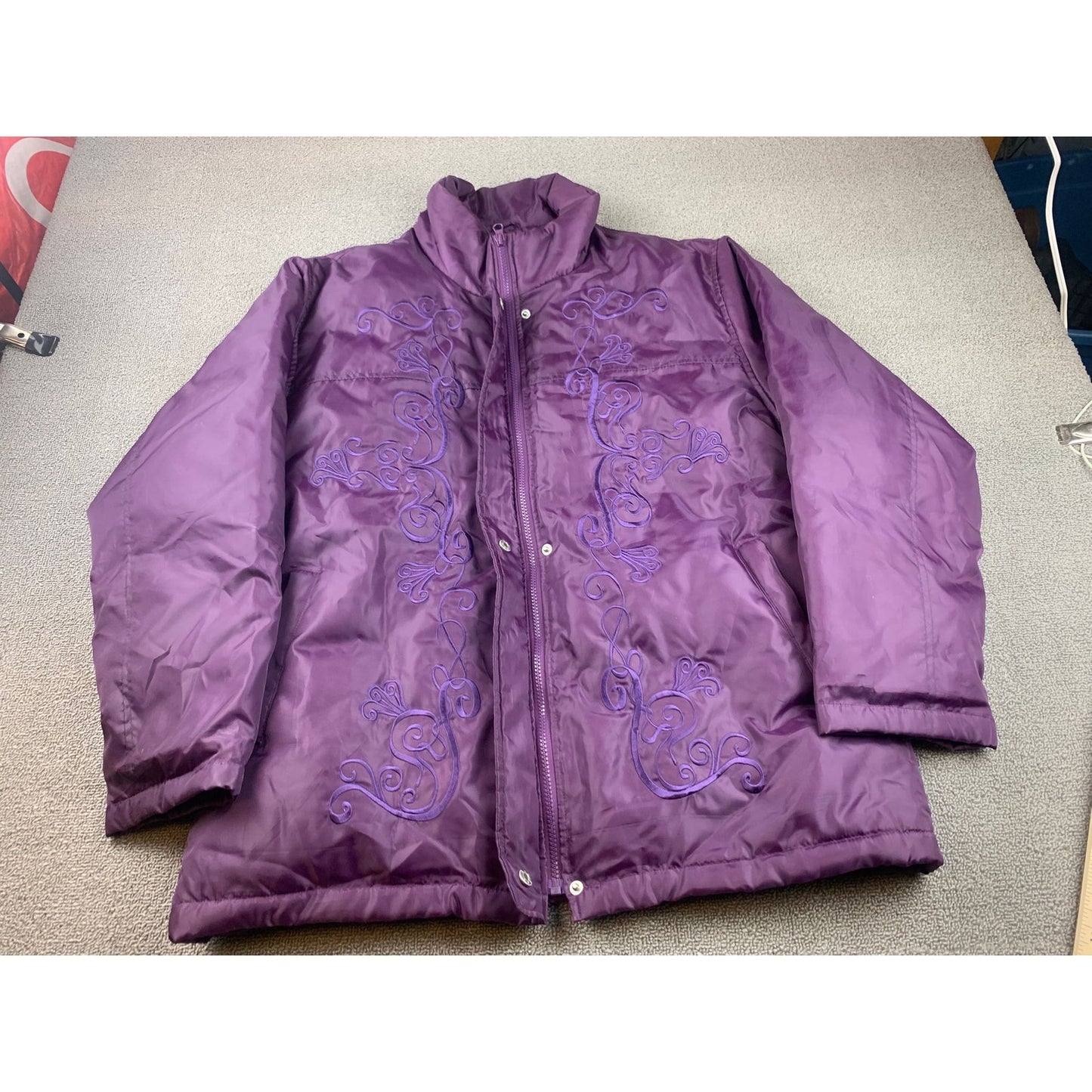 Tudor Court Women's Large Purple Puffer Embroidered Down Jacket