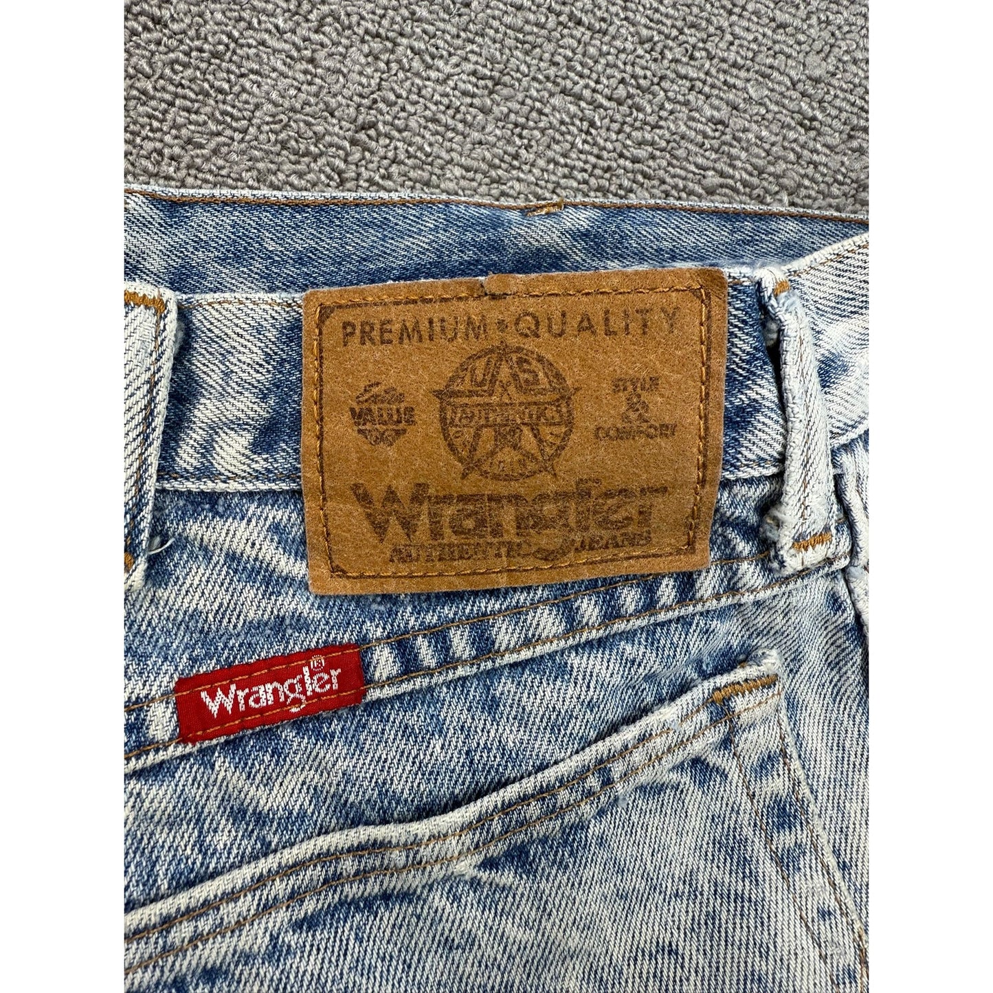 Vintage Wrangler Men's 36x34 Blue Acid Wash Authentic Jeans