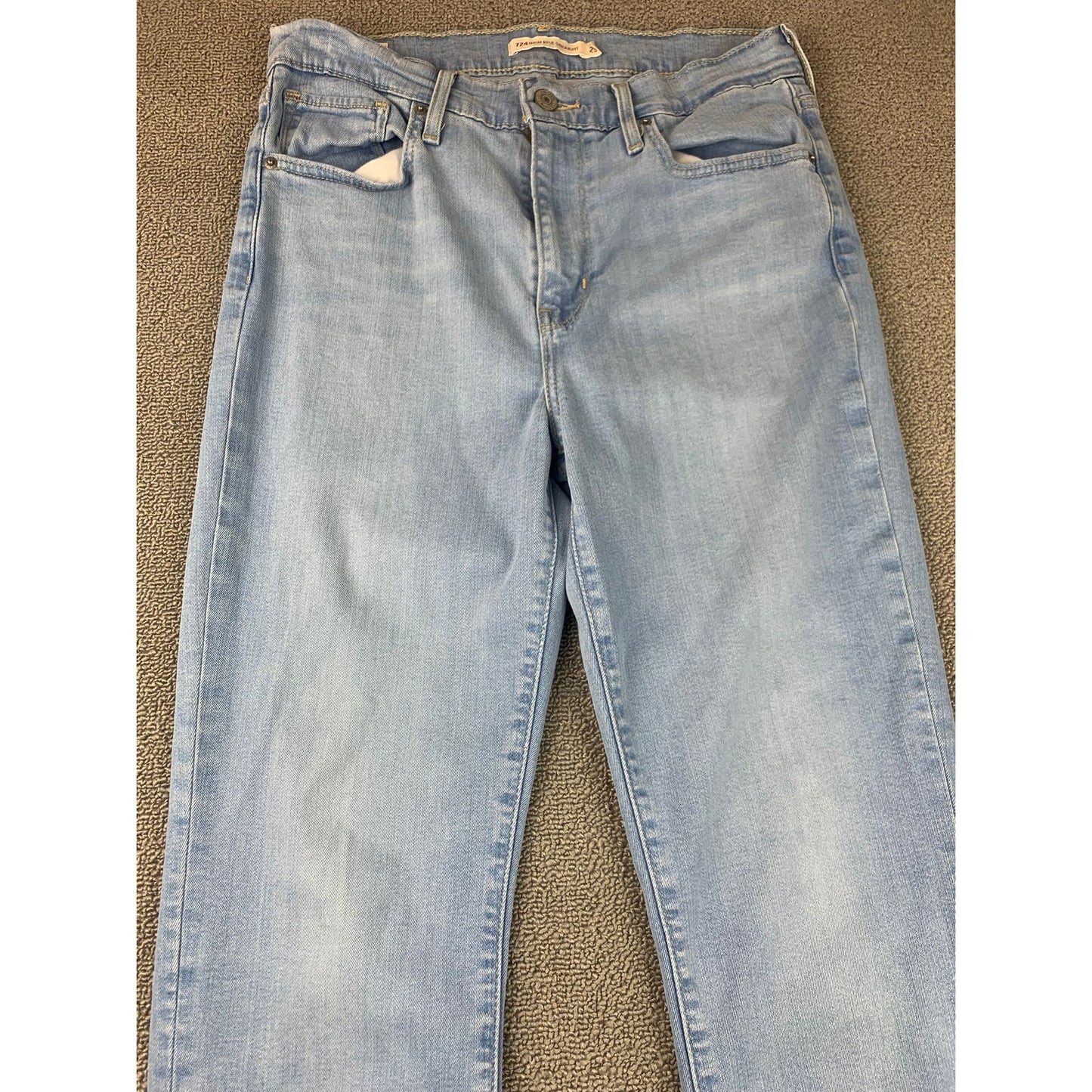 Levi's Women's 29x28 724 High Rise Light Wash Premium Jeans