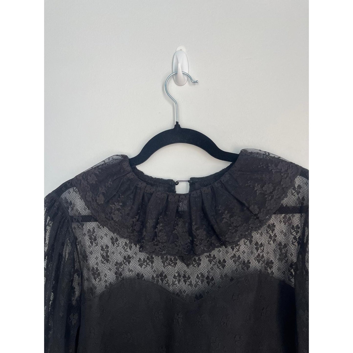 Jean for Joseph Le Bon Sheer Lace Blouse Women 8 Black Victorian Puff Sleeve