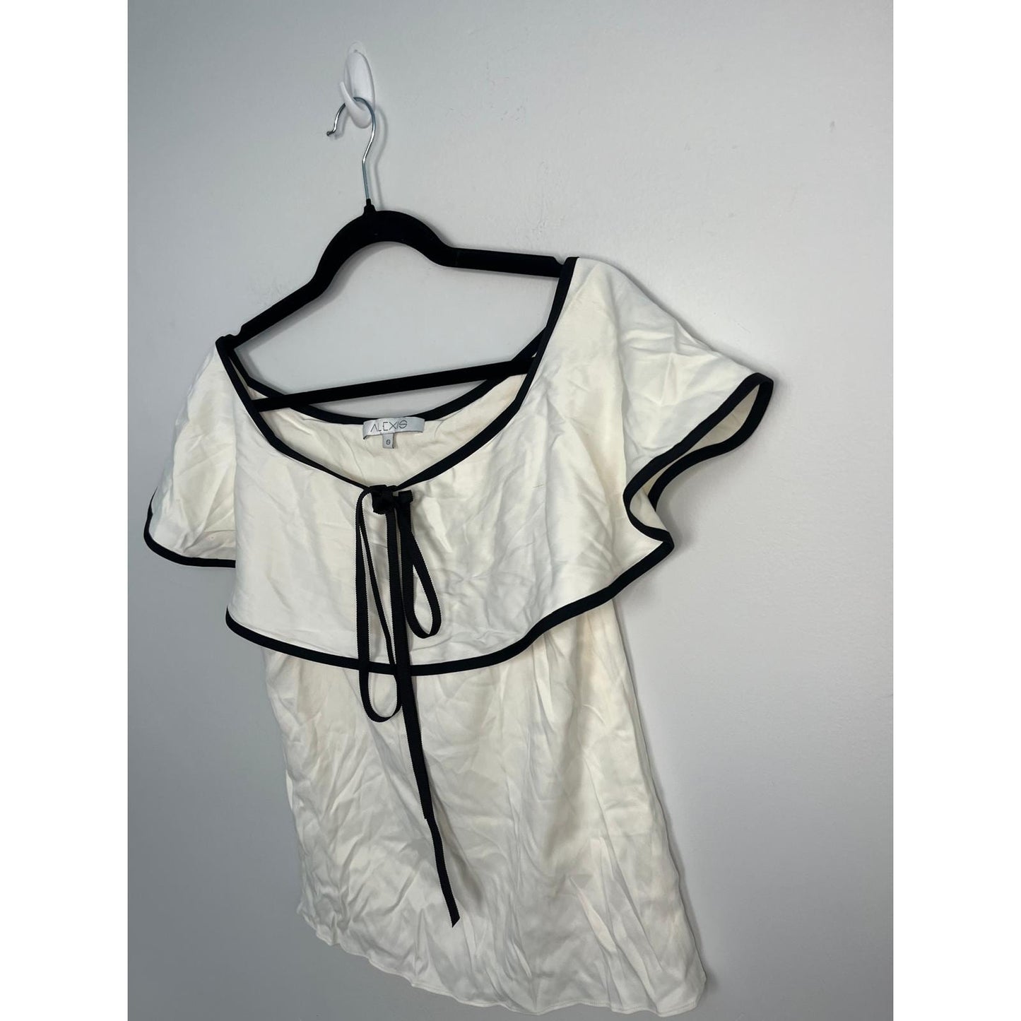 Alexis Ruffle Trim Blouse Women S Contrast Tie Bow Short Sleeve