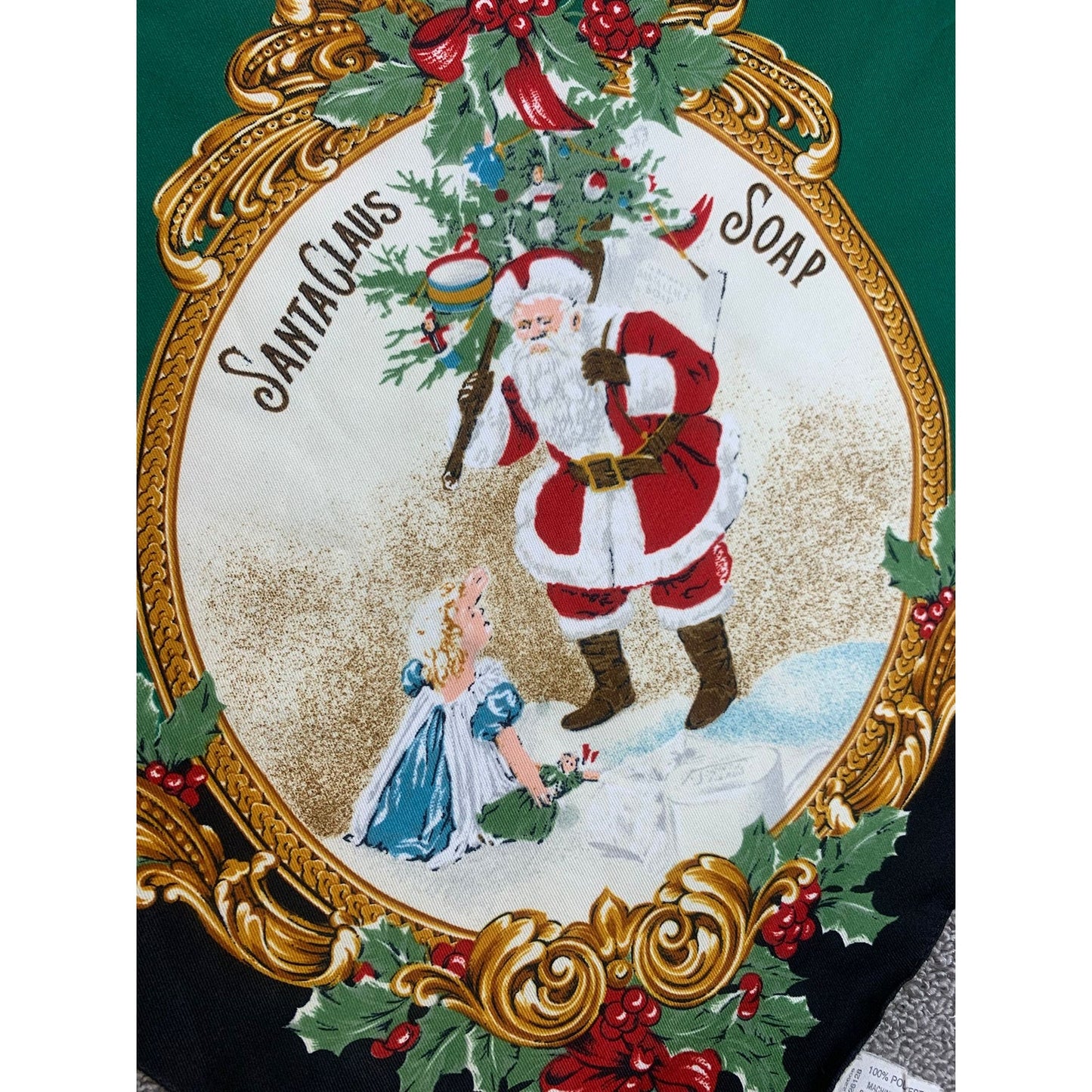 Christmas theme scarf Smithsonian Institution 1996 Made in Italy