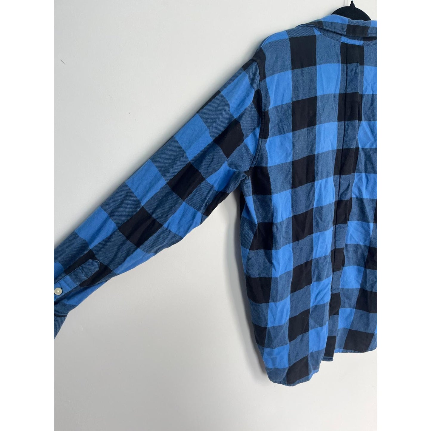 Levi's Plaid Button Down Shirt Womens M Boyfriend Fit Blue Black Flannel